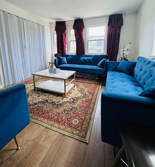 6531 N Hoyne Ave unit 2S, Chicago, IL 60645 - photo 5