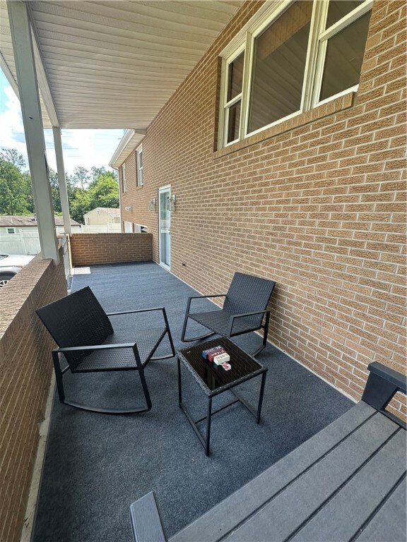 204 Morrow Way, Aliquippa, PA 15001 - photo 3