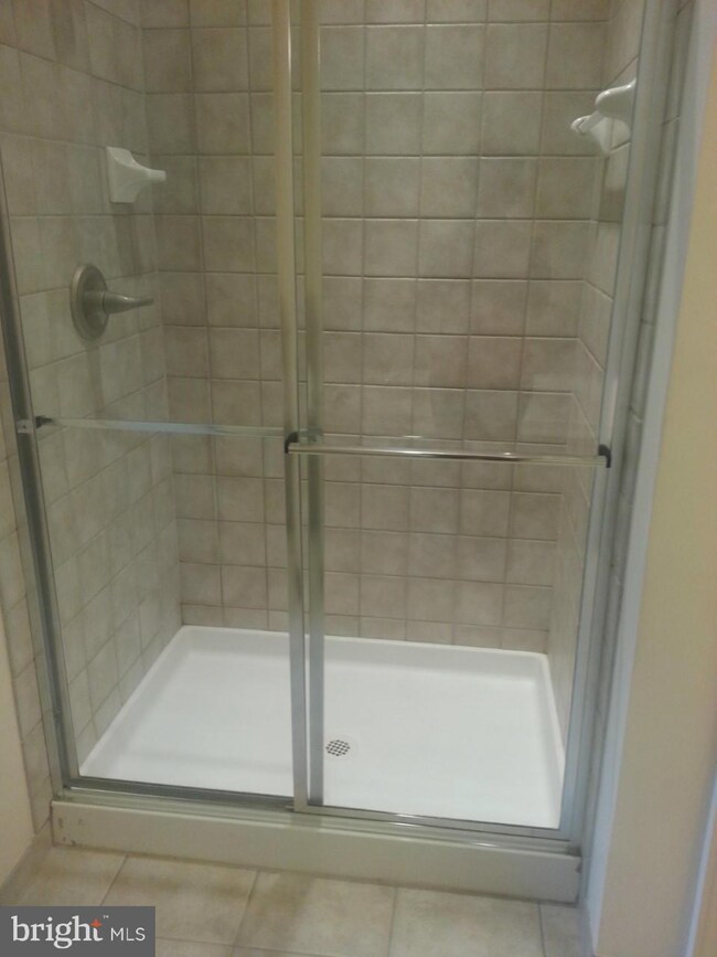 5104 Shamrocks Delight Dr unit 83B, Bowie, MD 20720 - photo 6