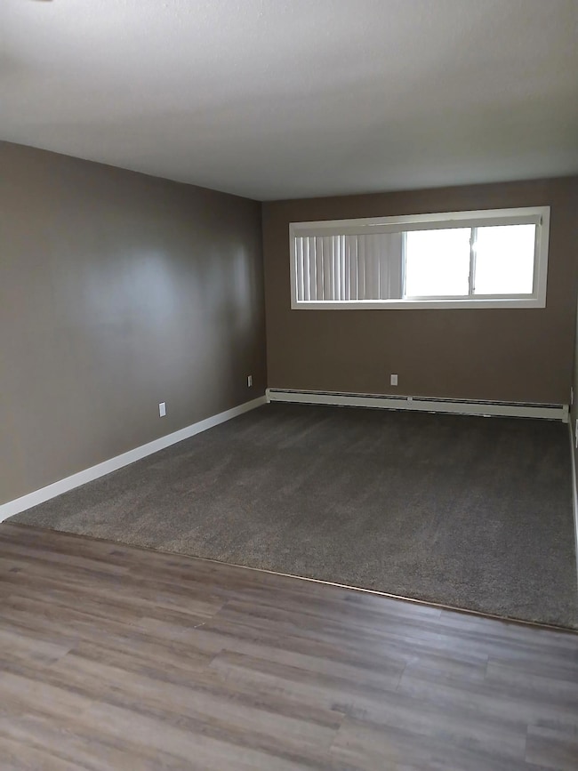 801 Pearl Ave unit 106, Marshall, MN 56258 - photo 4