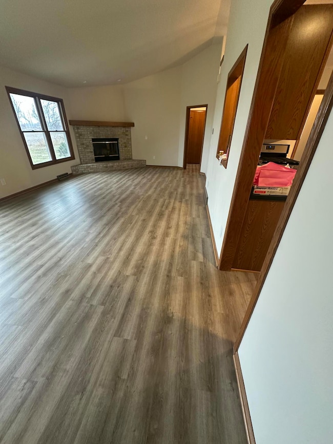 539 Autumn Dr, Walworth, WI 53184 - photo 4