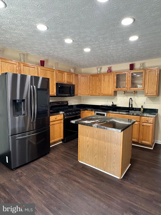 5435 Sir Douglas Dr, Bryans Road, MD 20616 - photo 3