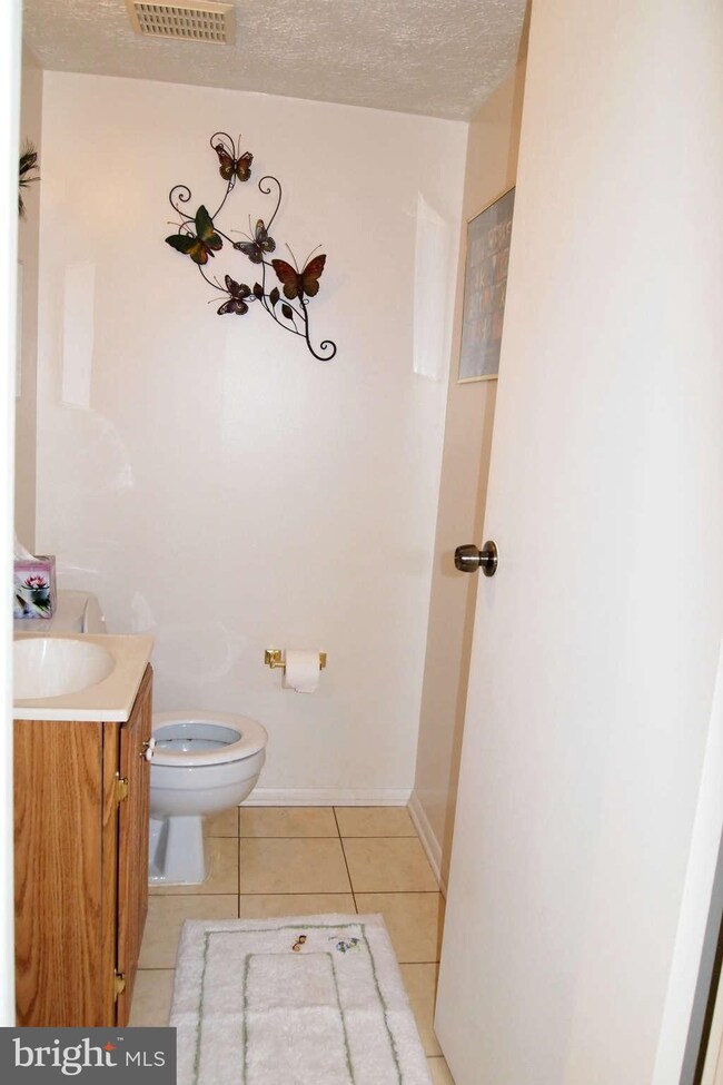 5 Dufief Ct, North Potomac, MD 20878 - photo 5