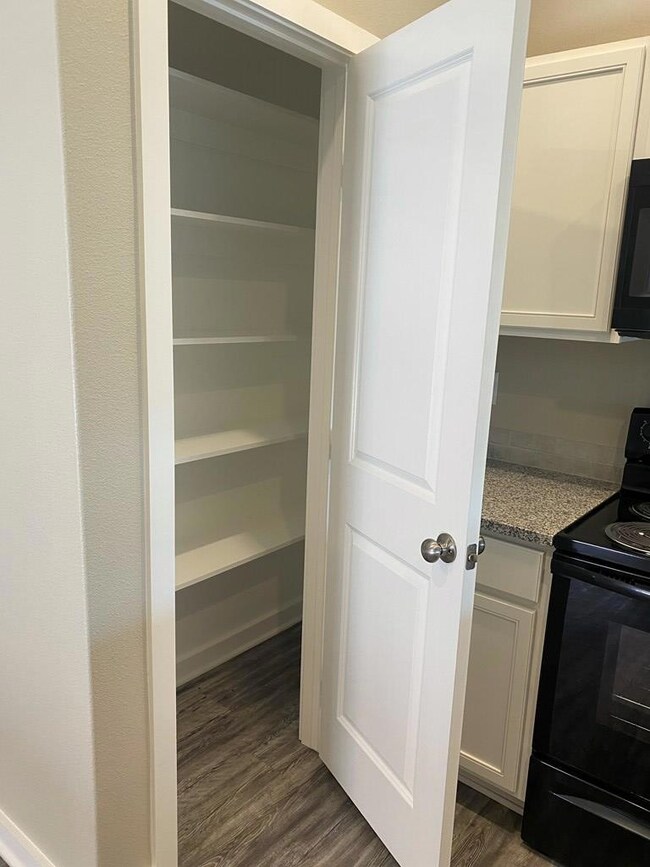 1332 E 96th St, Odessa, TX 79765 - photo 5