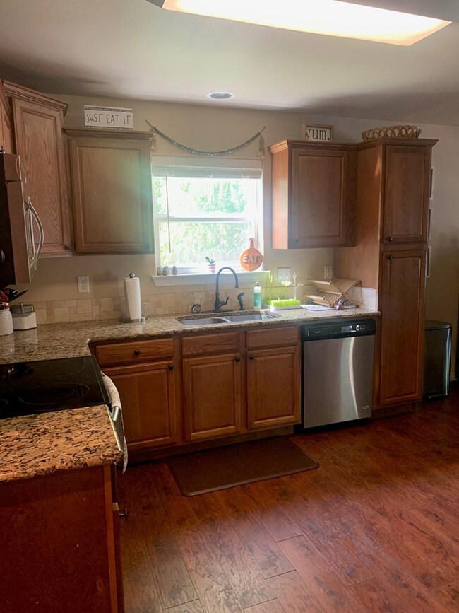 364 Meadow Brook Dr, Lufkin, TX 75904 - photo 7