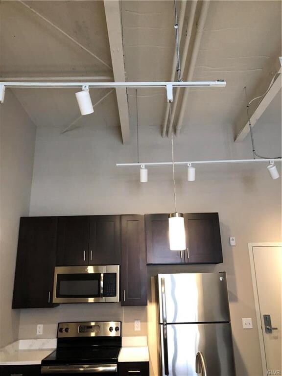 124 W Union Blvd unit 210, Bethlehem, PA 18018 - photo 3