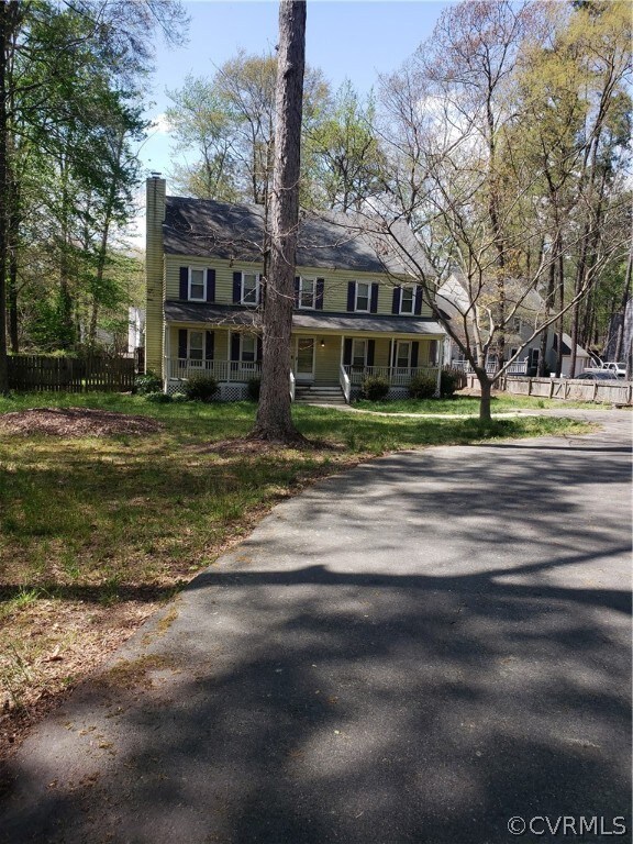 4-16-22 Circle & Straight Driveways