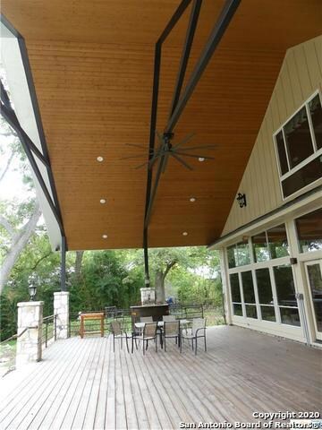 2229 Gruene Rd, New Braunfels, TX 78130 - photo 3