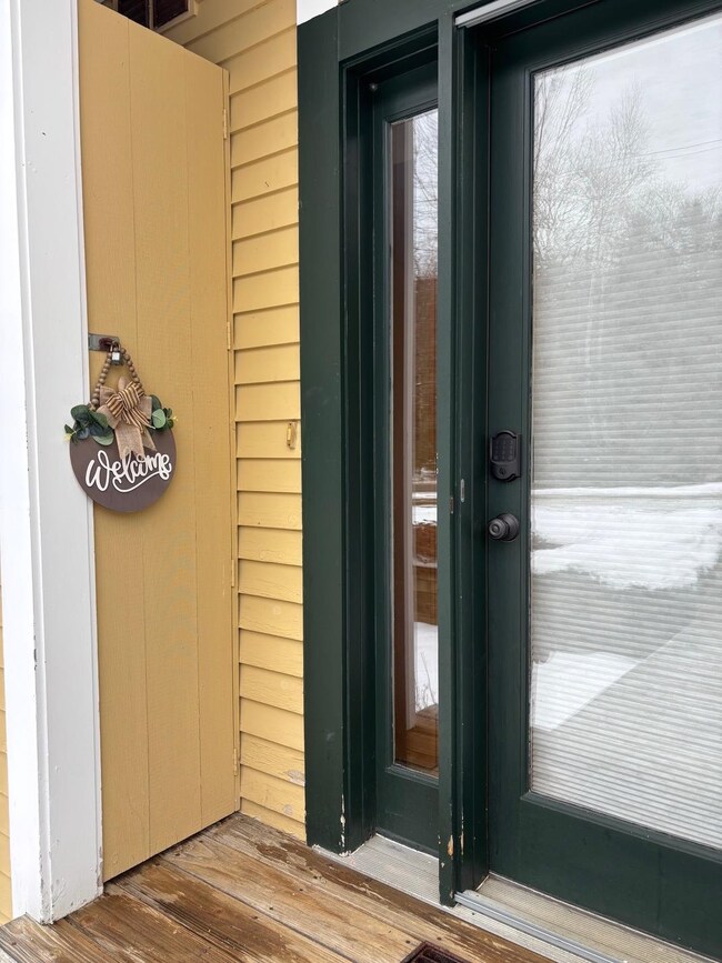 195 Mann Rd unit 12, Wilmington, VT 05363 - photo 3
