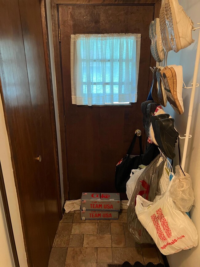 1602 Gateway Dr, Albert Lea, MN 56007 - photo 7