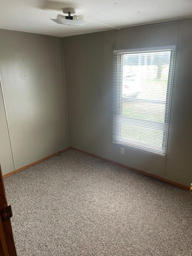 19398 Ohio 772, Waverly, OH 45690 - photo 5