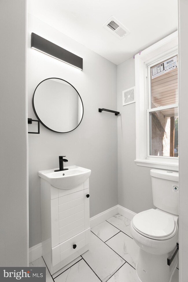 1237 W Cross St, Baltimore, MD 21230 - photo 7