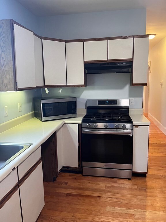 183 Washington St unit 1, Westwood, MA 02090 - photo 3