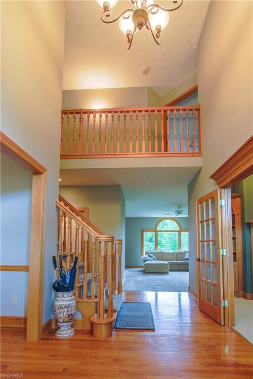 9572 Amberwood Ct, Broadview Heights, OH 44147 - photo 5