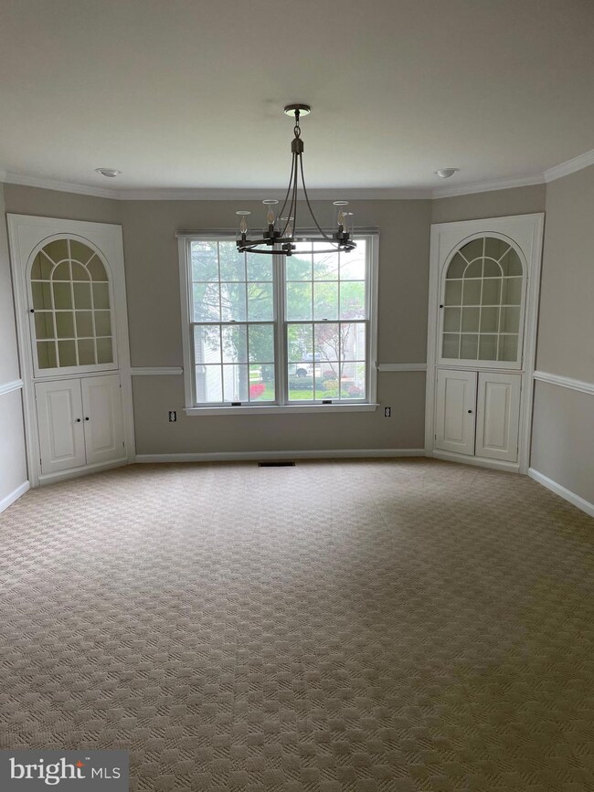 6404 Empty Song Rd, Columbia, MD 21044 - photo 7