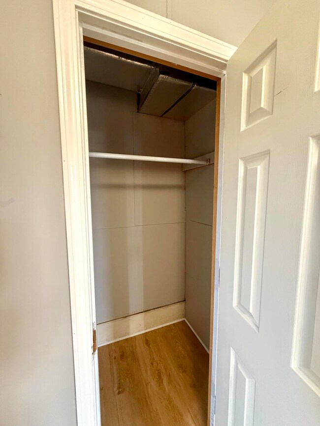 927 E Mount Vernon St unit A, Somerset, KY 42501 - photo 5