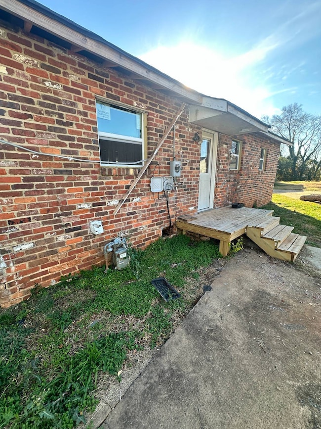 2145 Wilson Heights Ave, Charlotte, NC 28216 - photo 2