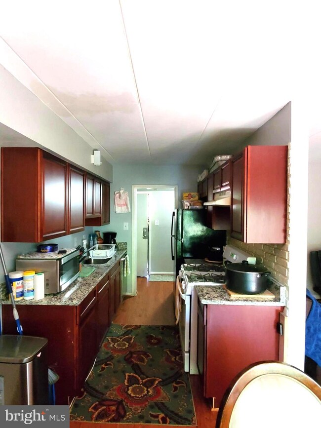 2321 Freetown Ct unit 1B, Reston, VA 20191 - photo 4