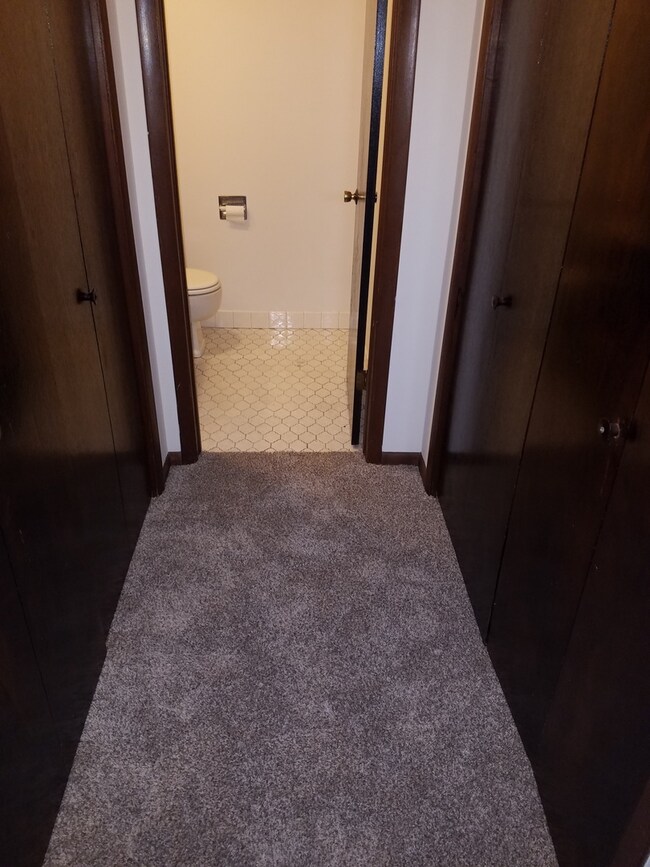 1623 Ashland Ave unit 5E, Des Plaines, IL 60016 - photo 5