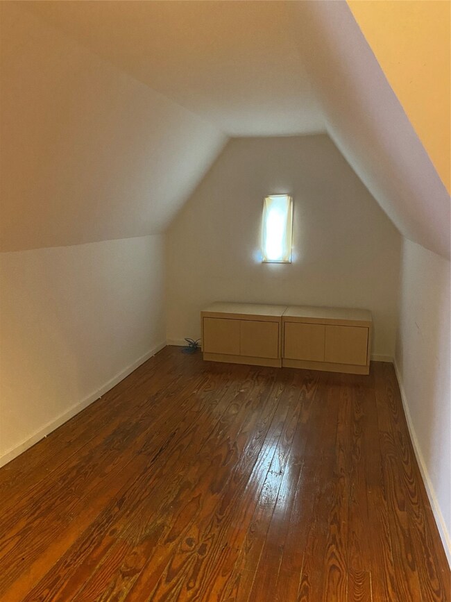 1752 Colquitt St, Houston, TX 77098 - photo 7