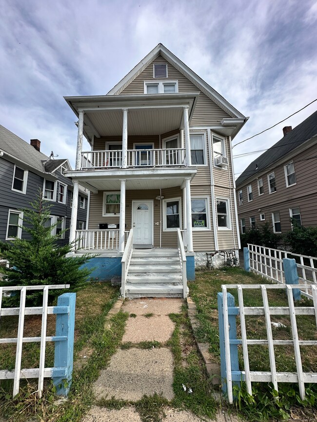 22 Bristol St, West Haven, CT 06516 - photo 2
