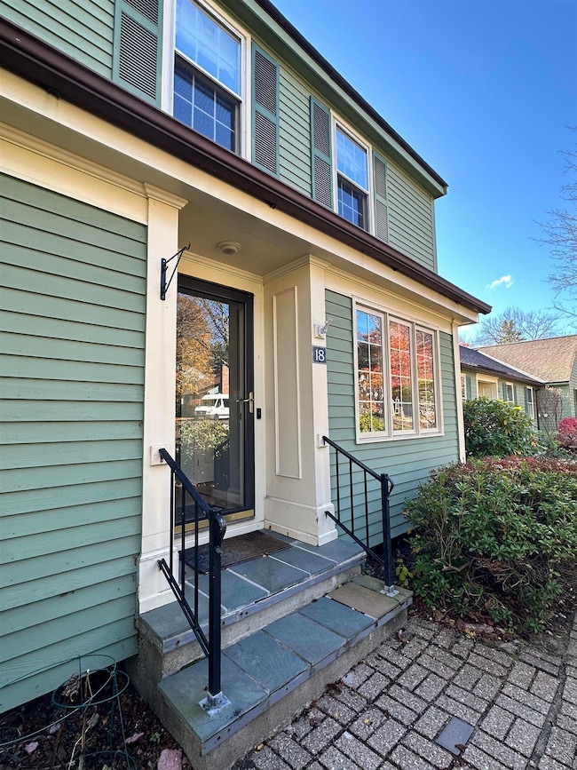 18 Colonial Square, Peterborough, NH 03458 - photo 3