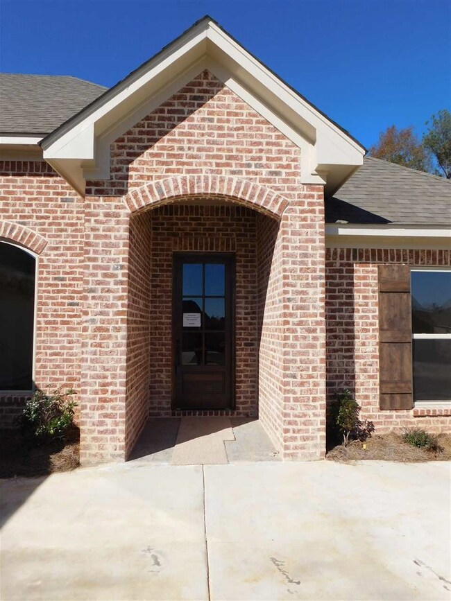 Beautiful arched entryway!
