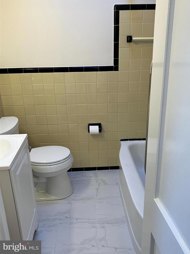 2405 Bond Ave, Drexel Hill, PA 19026 - photo 4