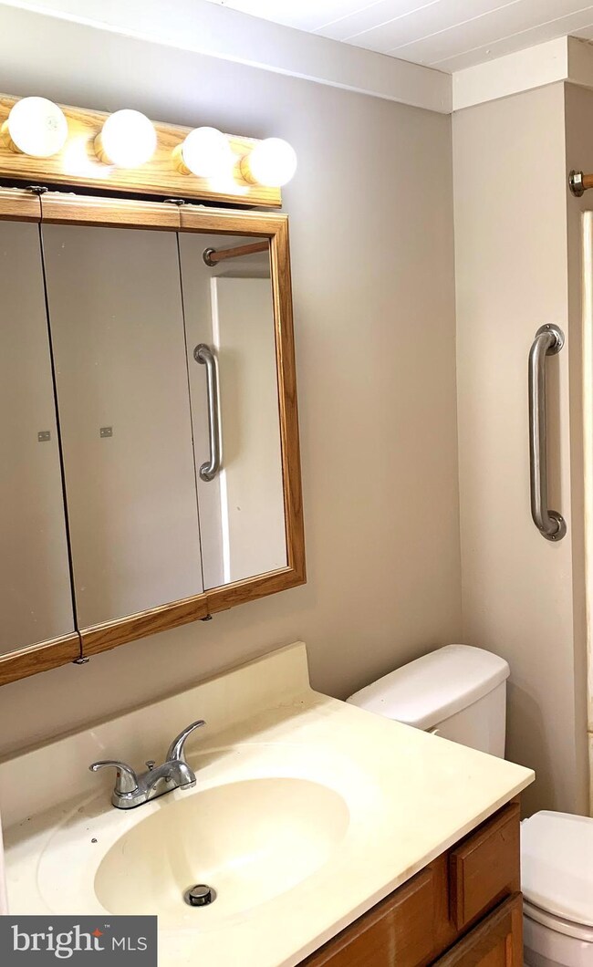 90 Charles Way, Colonial Beach, VA 22443 - photo 7