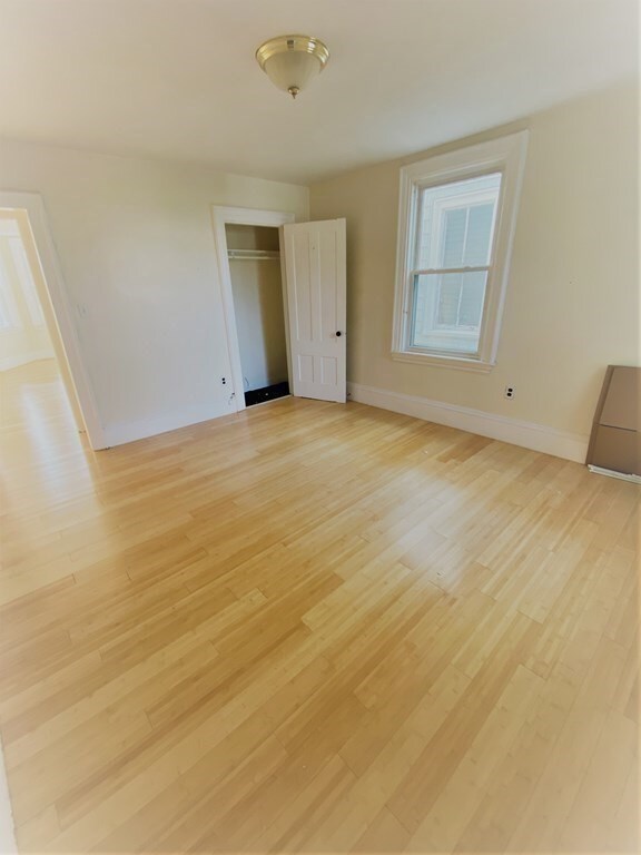 694 E 6th St unit 2, Boston, MA 02127 - photo 5