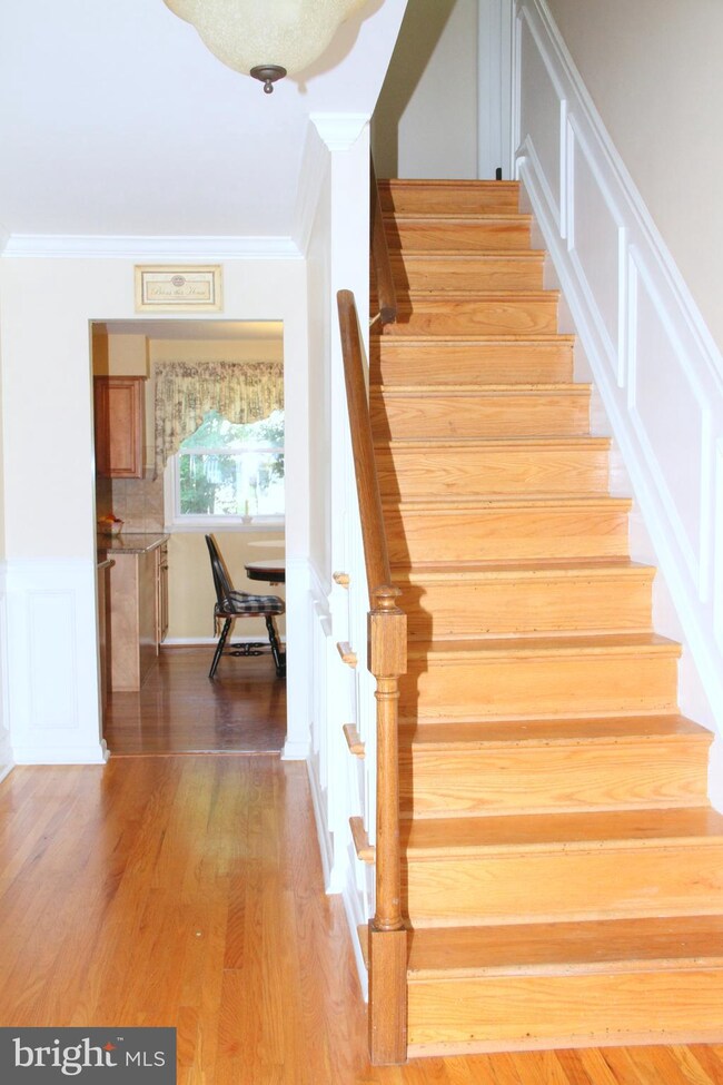 513 Perry Dr, Mount Laurel, NJ 08054 - photo 2