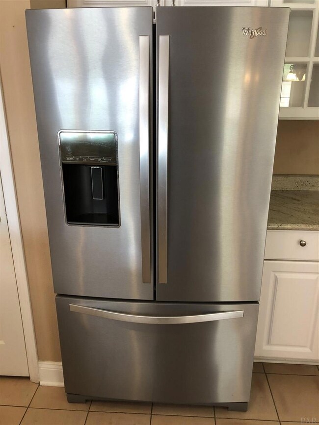 STAINLESS APPLIANCES