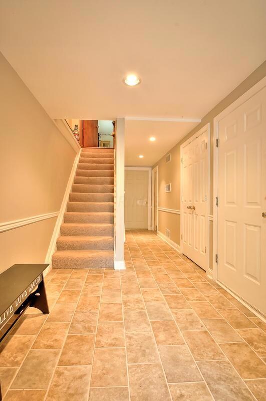 570 Edgewater Beach Blvd, Thornville, OH 43076 - photo 6