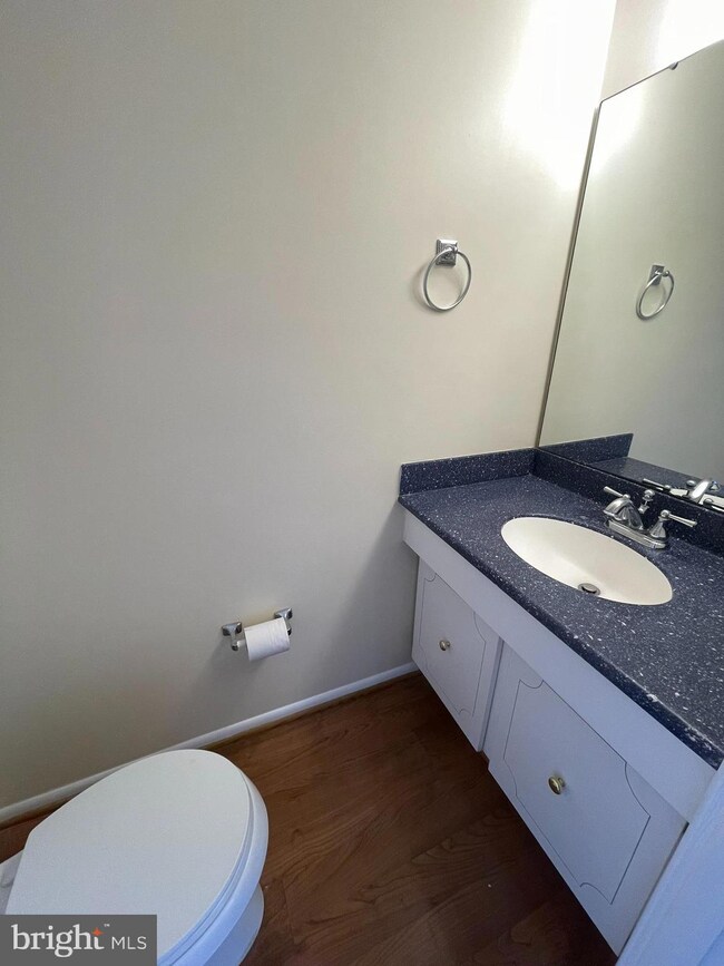 14953 Cherrywood Dr, Laurel, MD 20707 - photo 6