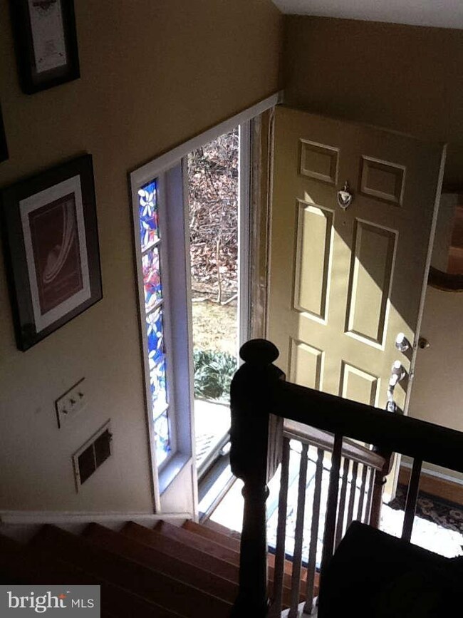 10527 Eastwind Way, Columbia, MD 21044 - photo 5