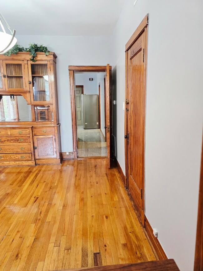 919 N Leavitt St unit 2F, Chicago, IL 60622 - photo 6