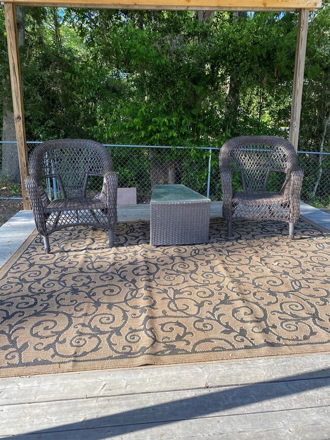 1303 Woodlawn Ct, Vidalia, GA 30474 - photo 4