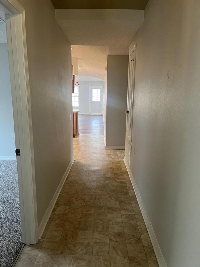 5574 Huntleigh Place, Gulf Breeze, FL 32563 - photo 4