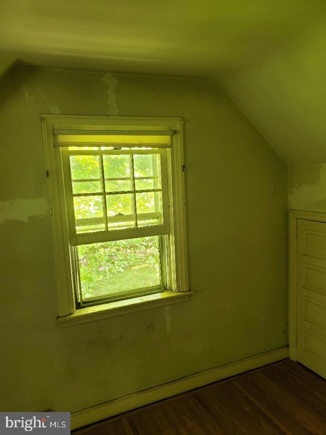 2311 Secane Rd, Secane, PA 19018 - photo 6