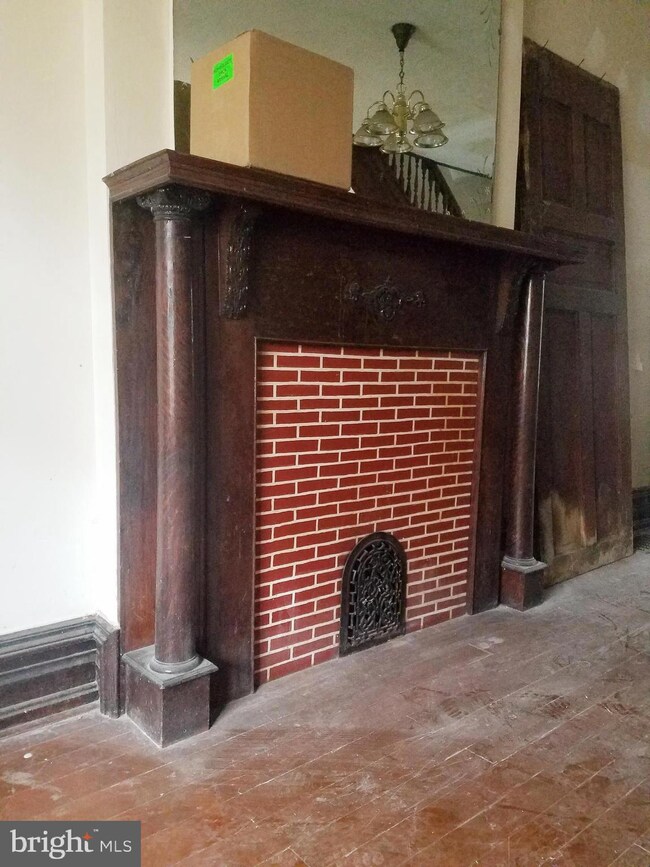 929 Pear St, Reading, PA 19601 - photo 6