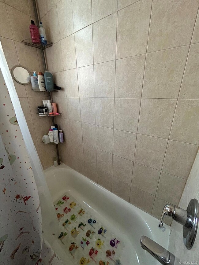 31-05 33rd St unit 3L, Astoria, NY 11106 - photo 5