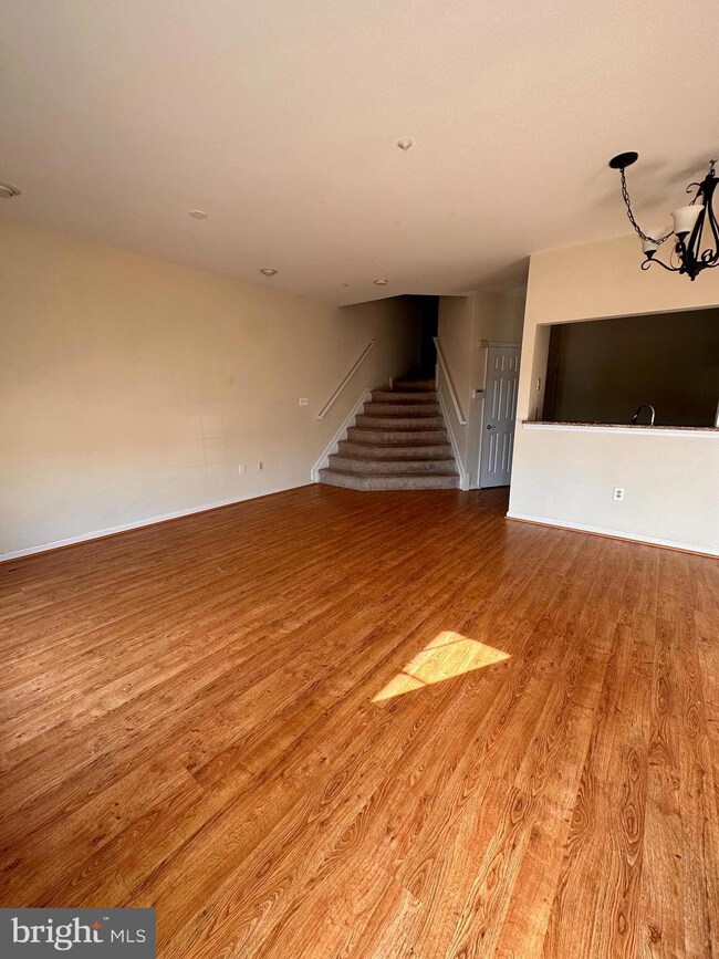 2011 Braley Point Ct, Odenton, MD 21113 - photo 2