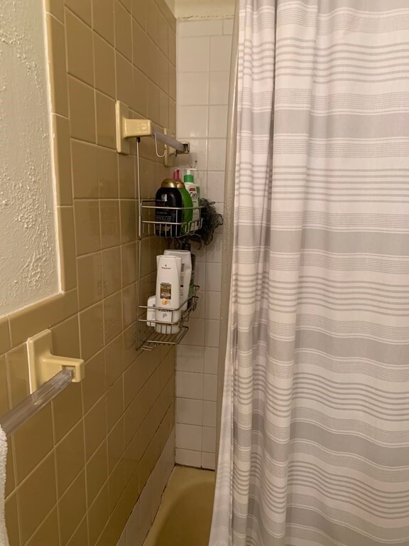 588 E 3rd St unit 3, Boston, MA 02127 - photo 7