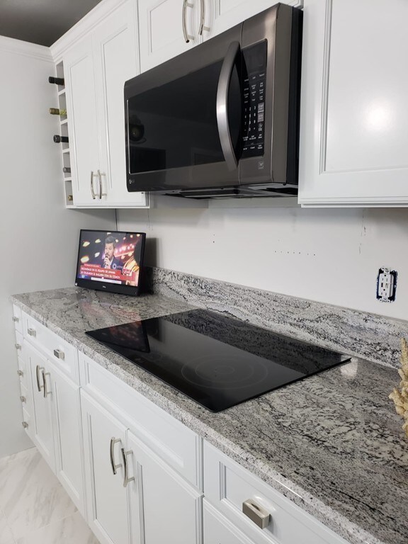 210 Haverhill St, Dracut, MA 01826 - photo 6