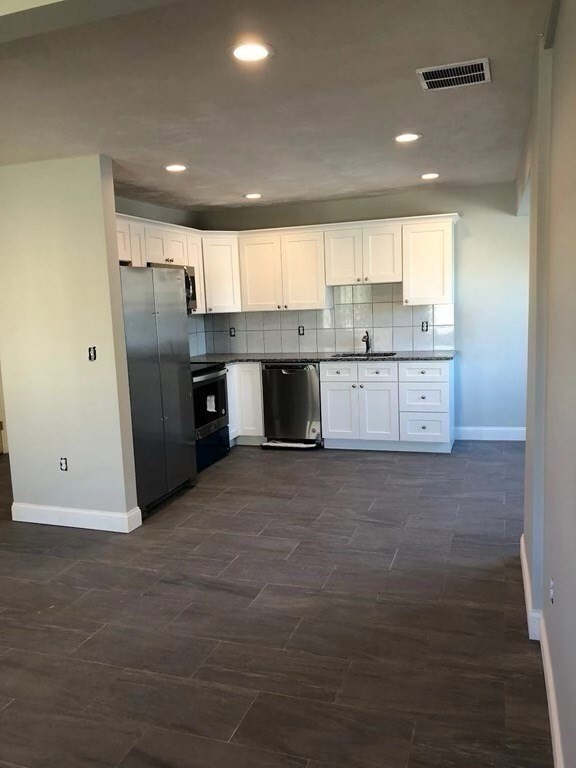 144 Park St unit 2, North Reading, MA 01864 - photo 2