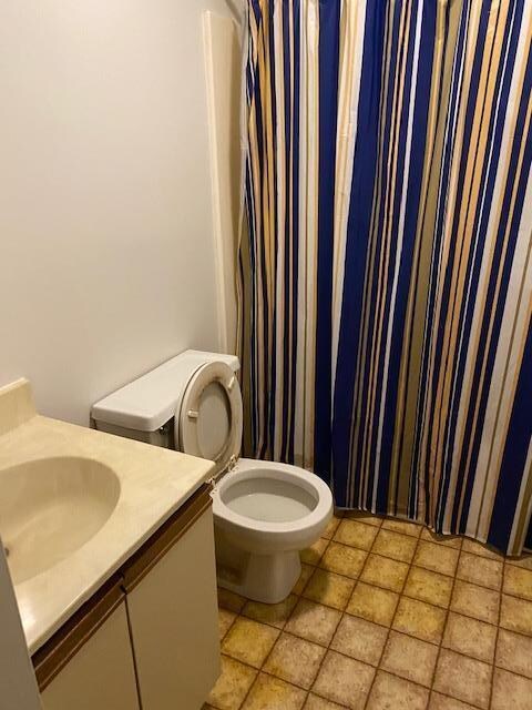 150 W Center St unit 2F, Nazareth, PA 18064 - photo 4