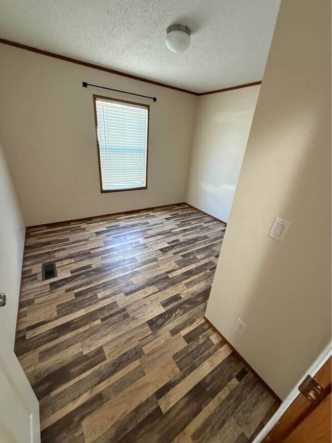 1322 Cambridge Ln, Caro, MI 48723 - photo 7