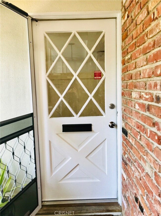 5162 Comercio Ave, Woodland Hills, CA 91364 - photo 3