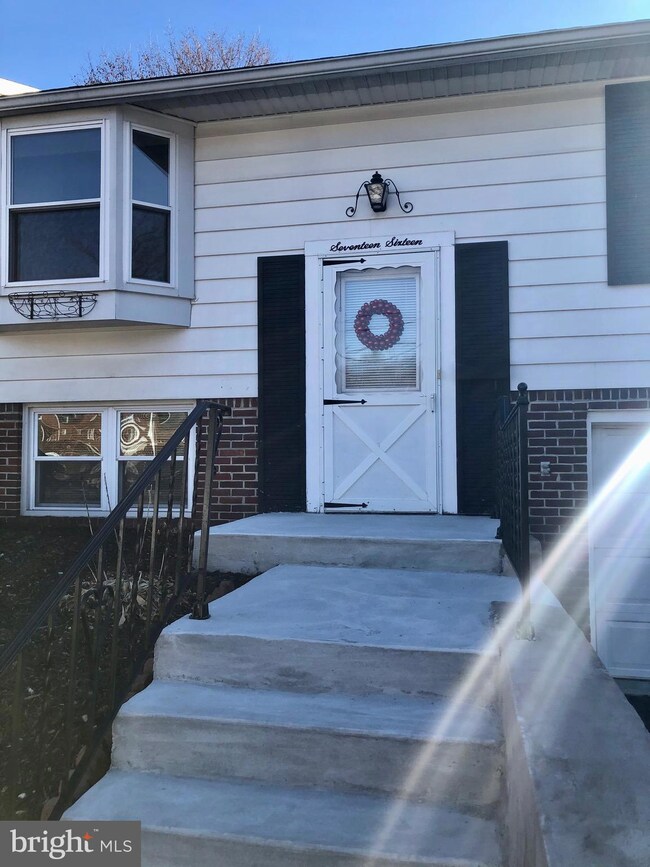 1716 Delaware Ave, Reading, PA 19610 - photo 2