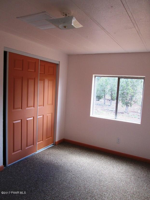 3308 N Joyce Dr, Ash Fork, AZ 86320 - photo 4